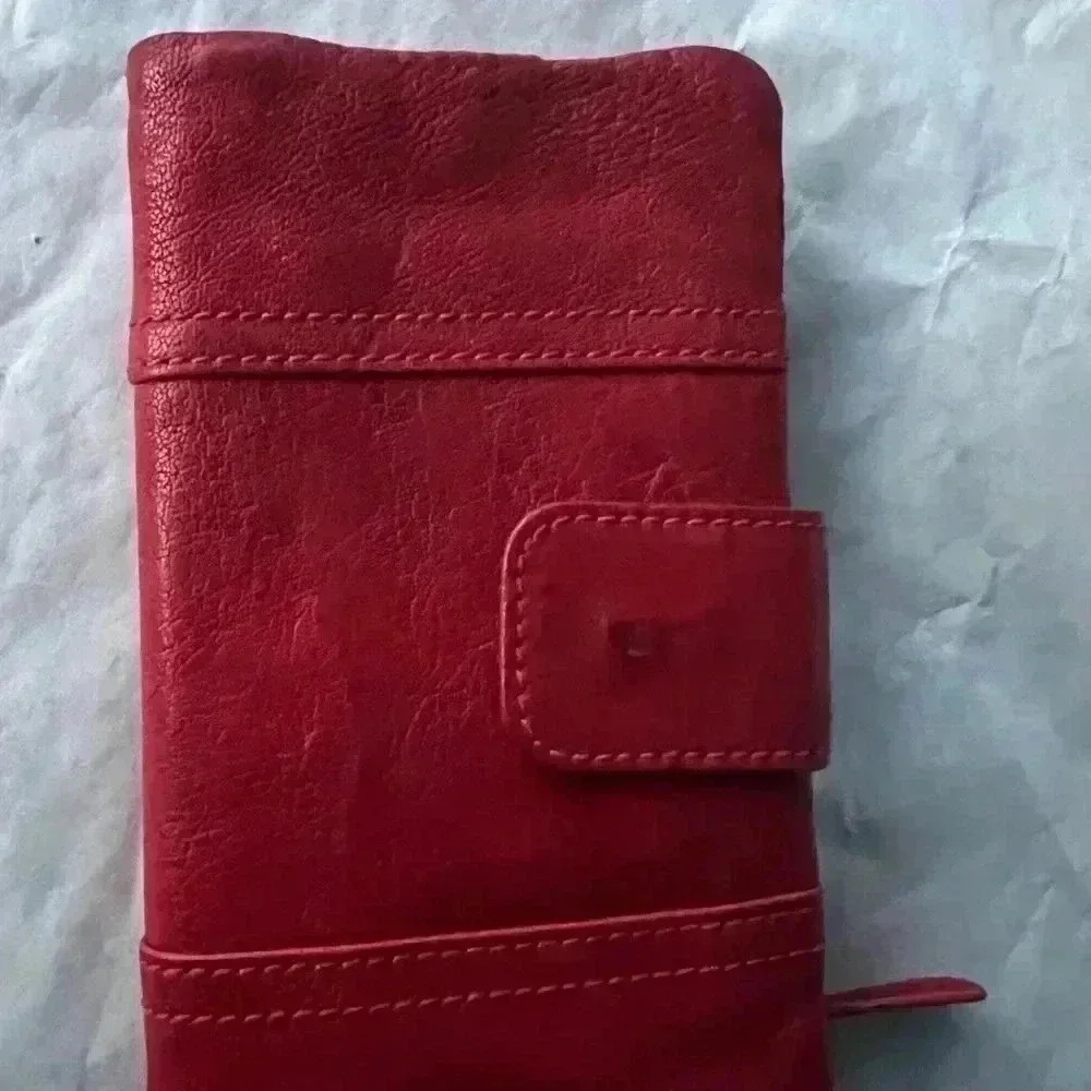 Fossil Long Live Vintage Red Wallet - Picture 4 of 10